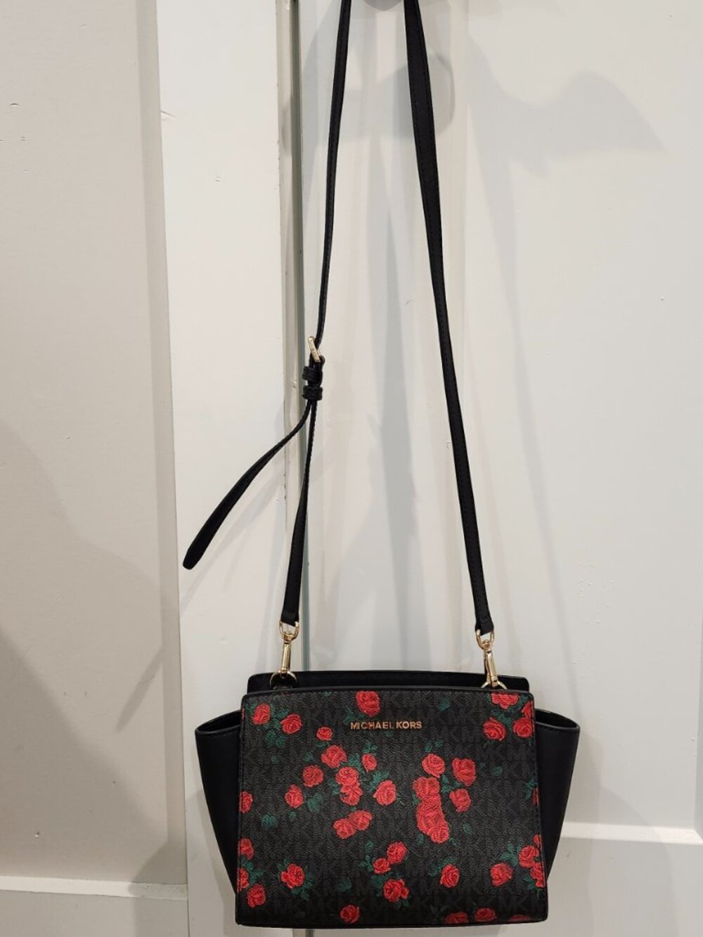 Michael Kors Mercer Medium Floral Print Leather Satchel – Black/Red – NWOT - Picture 15 of 15